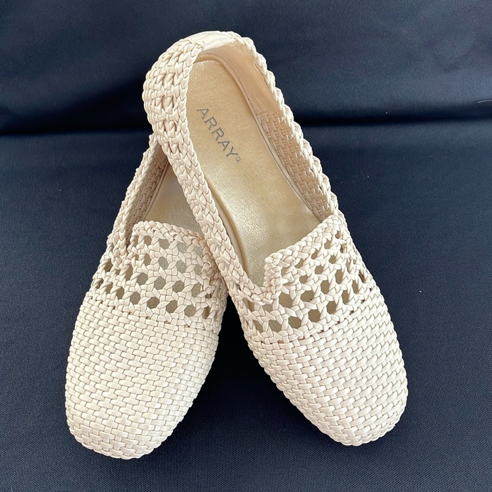 ARRAY Tori Women’s Natural Color Flats, Slip-On SZ: 10.5N